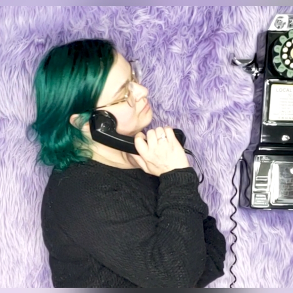 Meet your Posher, Stacie - Picture 1 of 1